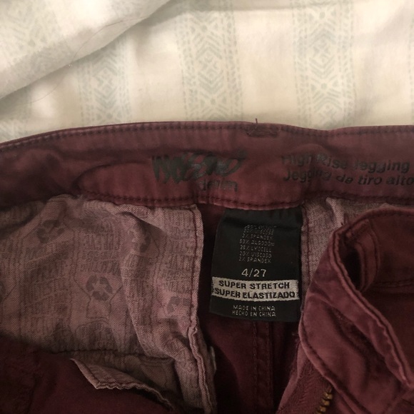 Jeans - Picture 3 of 3